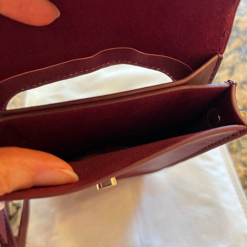 🎁 Burgundy vegan leather Crossbody with removable strap - Picture 5 of 5